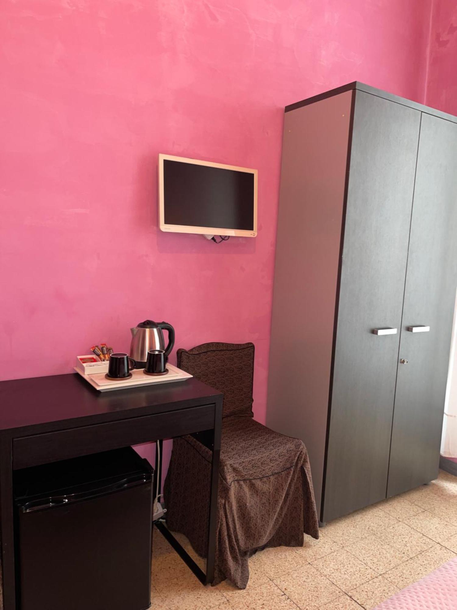 Guest House Meret Рим Екстер'єр фото