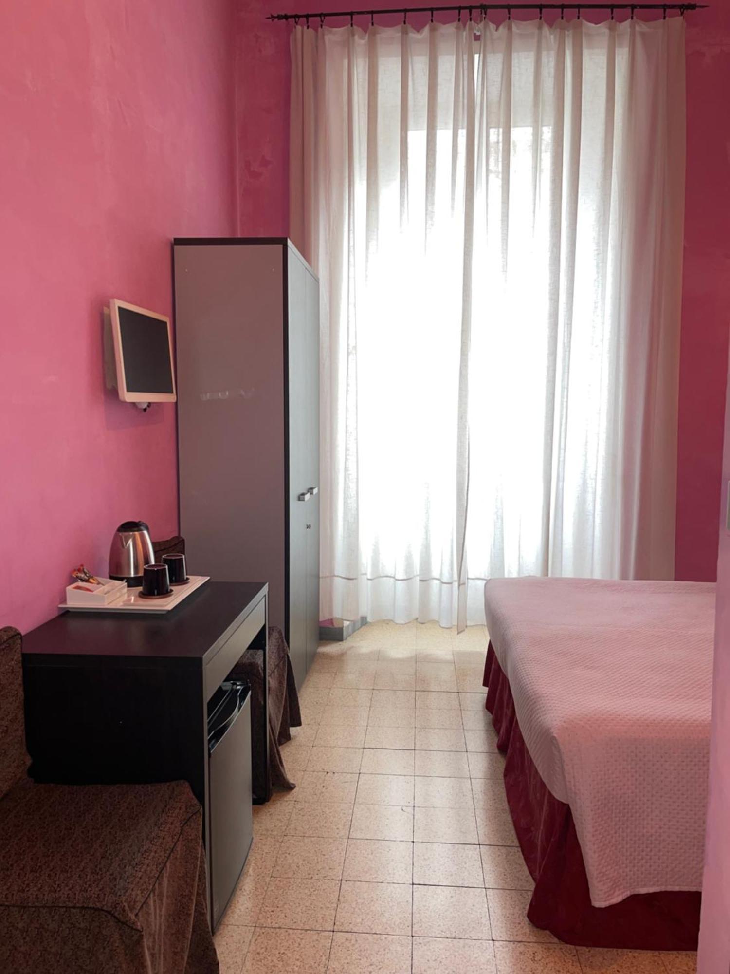 Guest House Meret Рим Екстер'єр фото